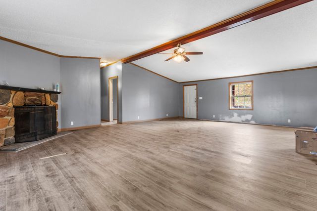 64 Becky Jane Road, Frenchburg, KY 40322