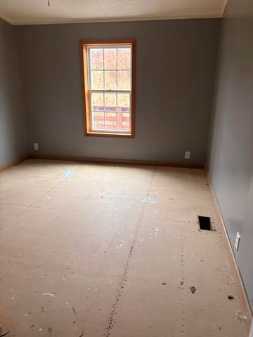 64 Becky Jane Road, Frenchburg, KY 40322