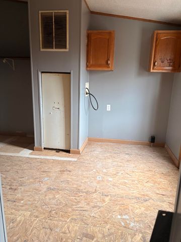 64 Becky Jane Road, Frenchburg, KY 40322