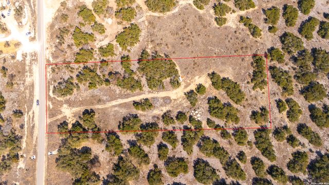 965 Earle Oak Ave, Bulverde, TX 78163