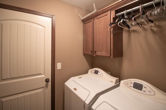 2825 N Emerson Circle, Derby, KS 67037