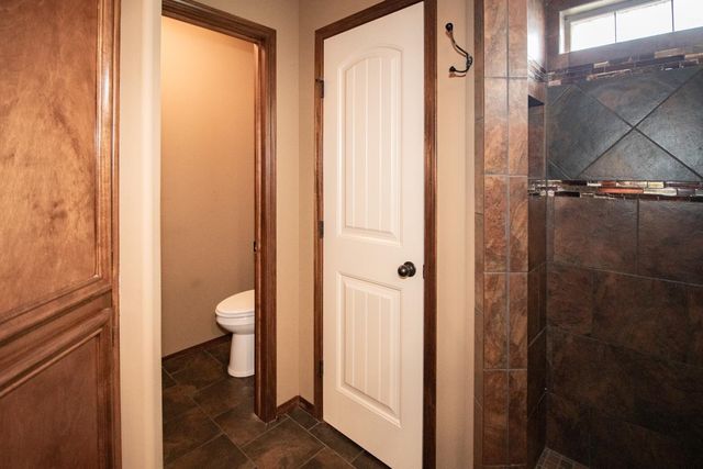 2825 N Emerson Circle, Derby, KS 67037