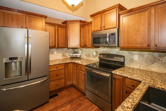 2825 N Emerson Circle, Derby, KS 67037