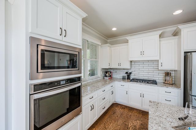 6072 ENGLISH VILLAGE LANE, Birmingham, AL 35242