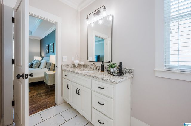 6072 ENGLISH VILLAGE LANE, Birmingham, AL 35242