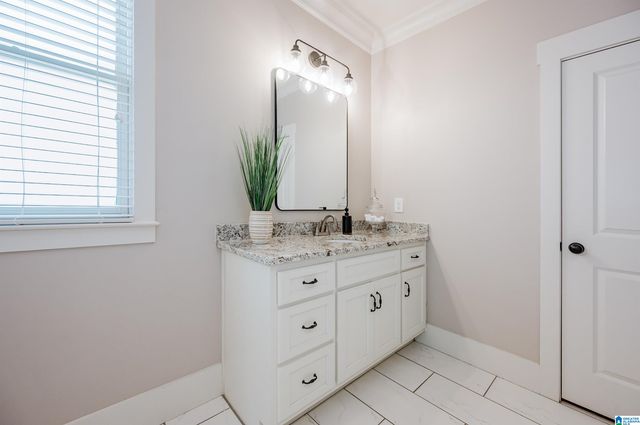 6072 ENGLISH VILLAGE LANE, Birmingham, AL 35242