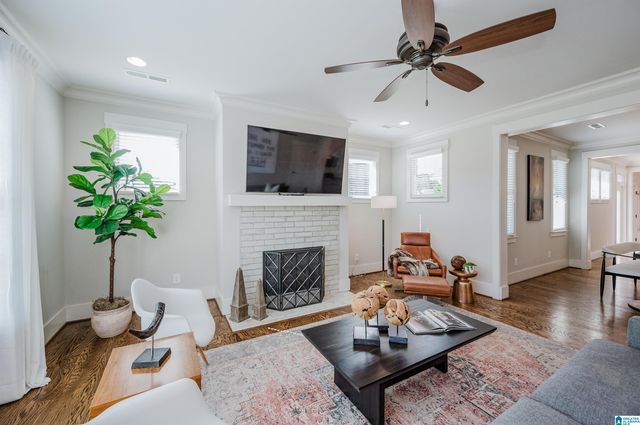 6072 ENGLISH VILLAGE LANE, Birmingham, AL 35242