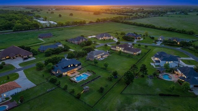 8906 Majesty Lane, Richmond, TX 77469