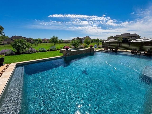 8906 Majesty Lane, Richmond, TX 77469