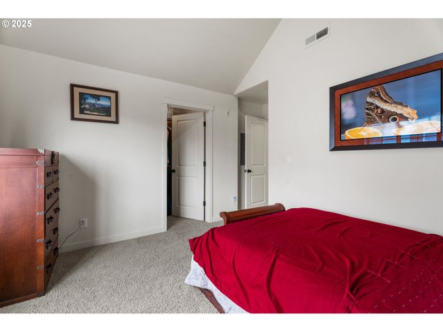 7906 Ne MIRIAM Way, Hillsboro, OR 97006