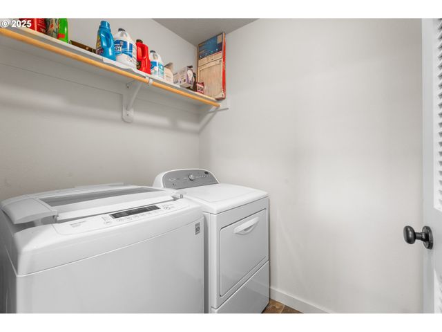 7906 Ne MIRIAM Way, Hillsboro, OR 97006