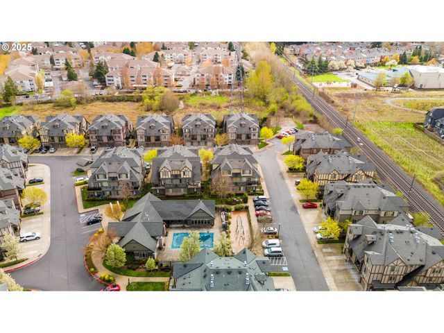 7906 Ne MIRIAM Way, Hillsboro, OR 97006