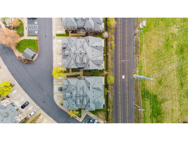7906 Ne MIRIAM Way, Hillsboro, OR 97006