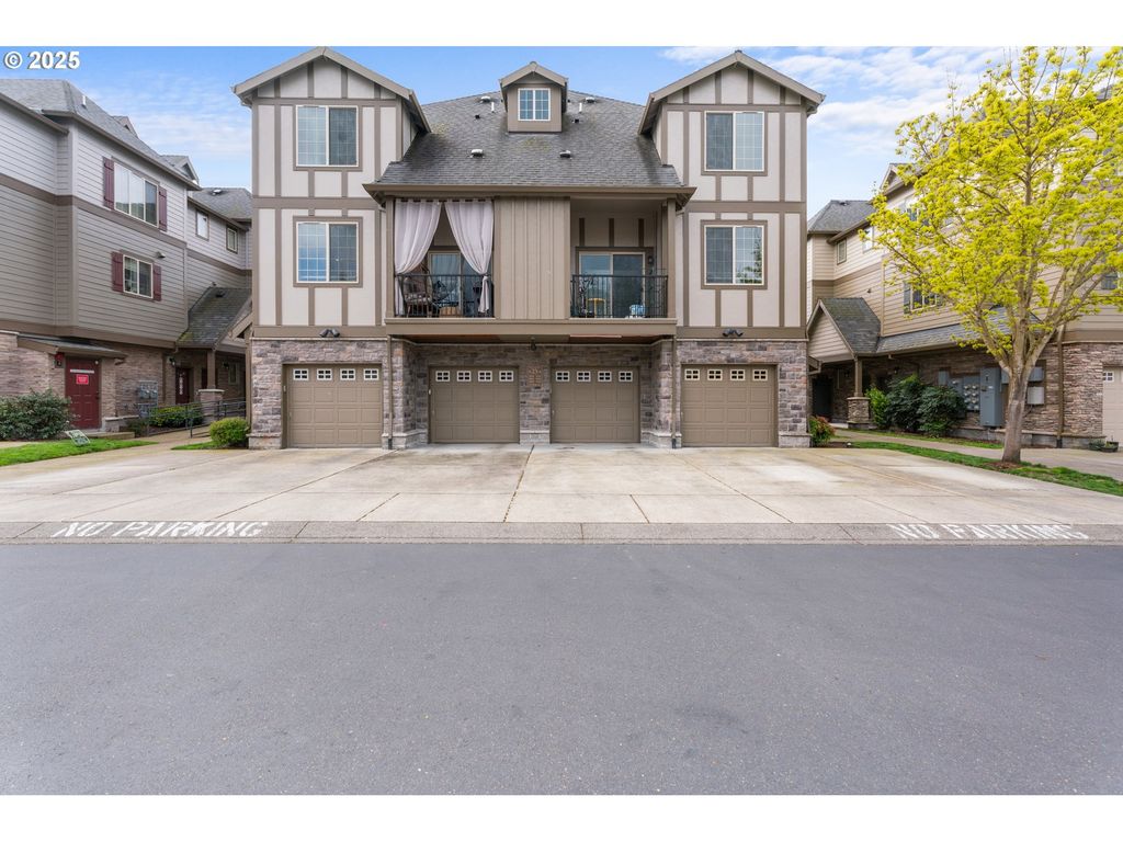 7906 Ne MIRIAM Way, Hillsboro, OR 97006