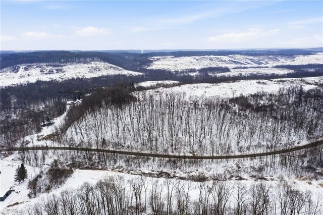 1558 Blackhawk Rd, Darlington, PA 16115