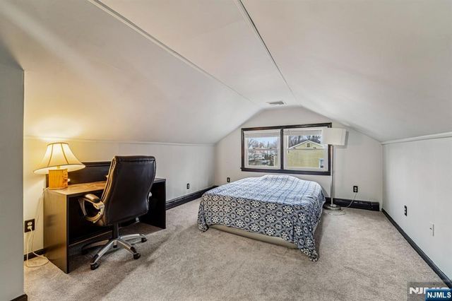 51 Catherine Street, Bloomingdale, NJ 07403