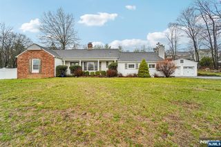 51 Catherine Street, Bloomingdale, NJ 07403