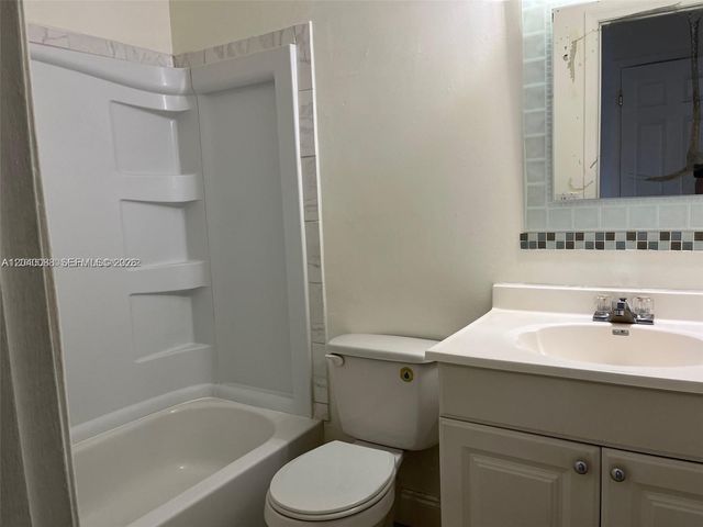 7321 Tam Oshanter Boulevard, North Lauderdale, FL 33068
