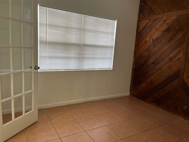 7321 Tam Oshanter Boulevard, North Lauderdale, FL 33068