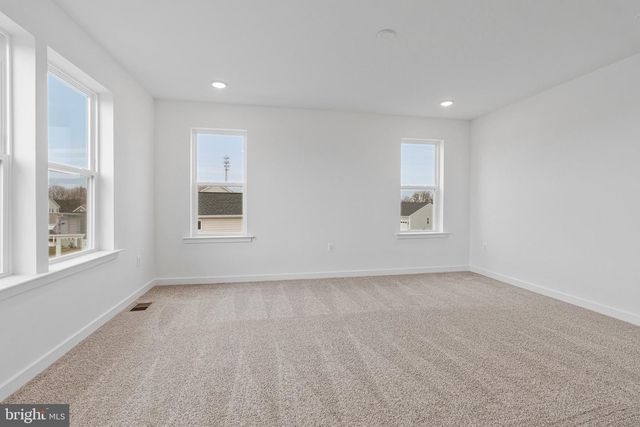 10119 WILKES DR, Williamsport, MD 21795