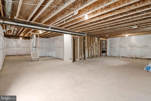 10119 WILKES DR, Williamsport, MD 21795