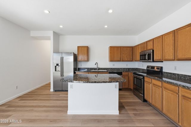 7500 E DEER VALLEY Road 47, Scottsdale, AZ 85255