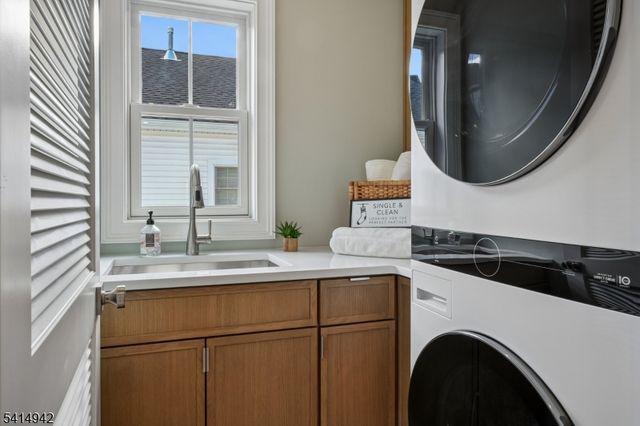 80 Glenside Ave, Summit City, NJ 07901