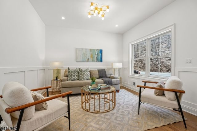 80 Glenside Ave, Summit City, NJ 07901