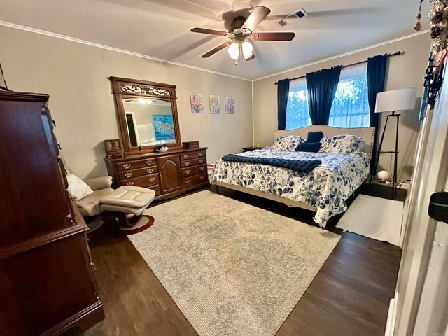 411 Rolling Hills Dr, White Hall, AR 71602