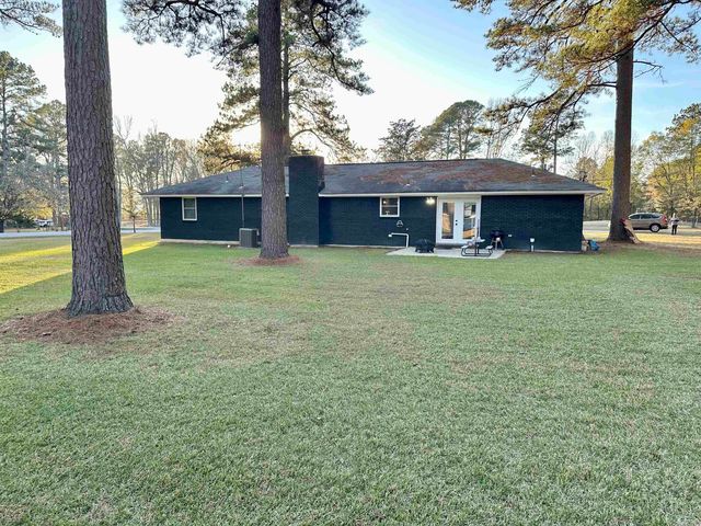 411 Rolling Hills Dr, White Hall, AR 71602
