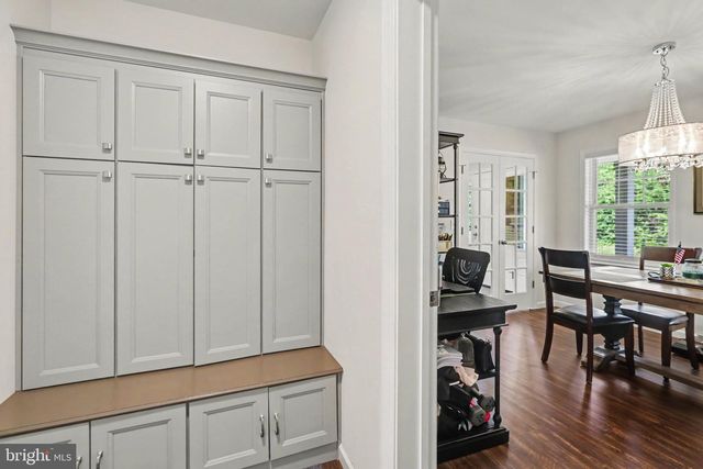 3 STONER DR, Shermans Dale, PA 17090