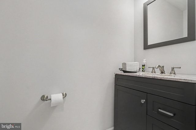 3 STONER DR, Shermans Dale, PA 17090