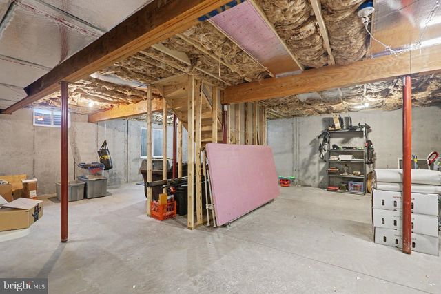 3 STONER DR, Shermans Dale, PA 17090