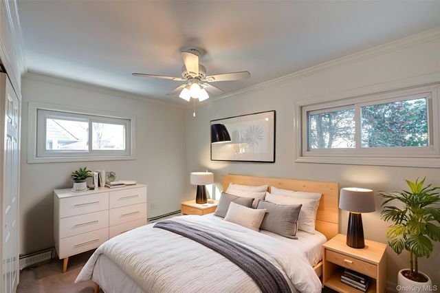 16 Sleepy Lane, Hicksville, NY 11801