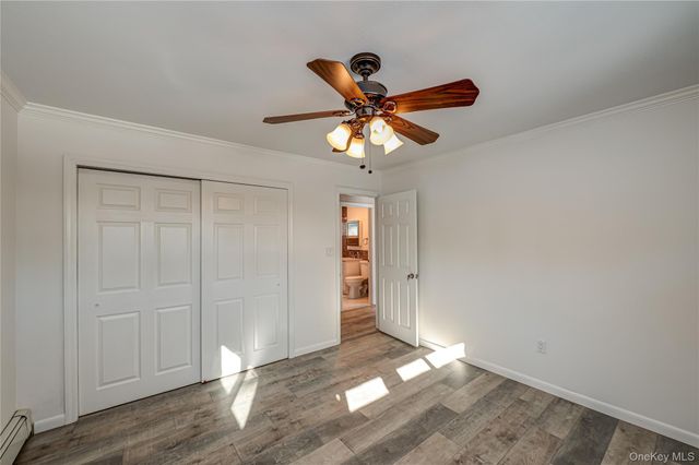 16 Sleepy Lane, Hicksville, NY 11801