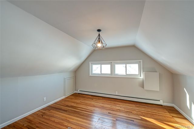 16 Sleepy Lane, Hicksville, NY 11801