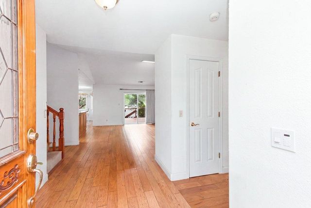 2881 Gladstone Ln, Cameron Park, CA 95682