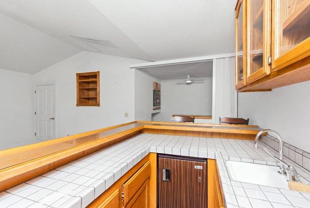 2881 Gladstone Ln, Cameron Park, CA 95682