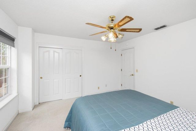 2881 Gladstone Ln, Cameron Park, CA 95682