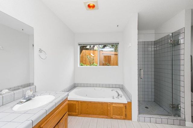 2881 Gladstone Ln, Cameron Park, CA 95682