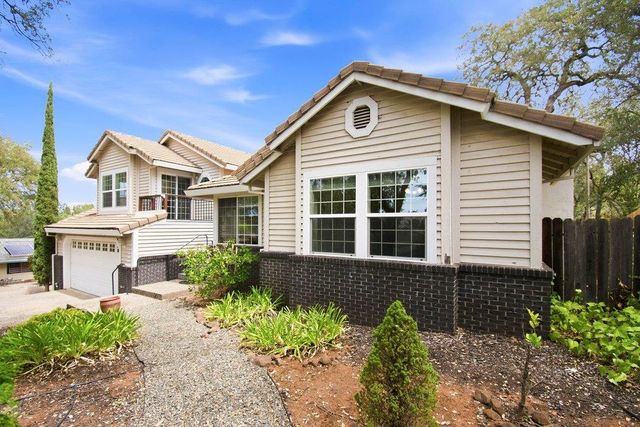2881 Gladstone Ln, Cameron Park, CA 95682