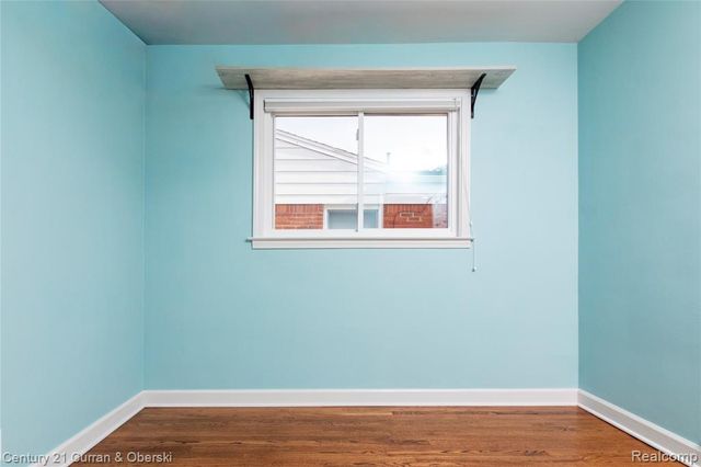 4476 Vassar Street, Dearborn Heights, MI 48125