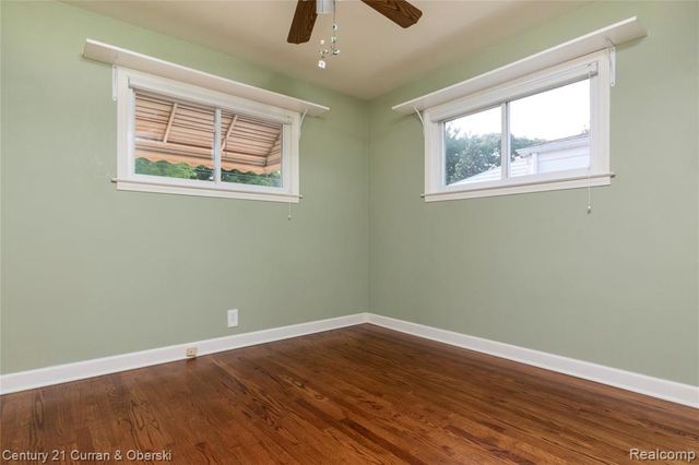 4476 Vassar Street, Dearborn Heights, MI 48125