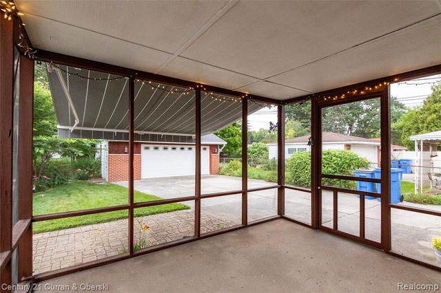 4476 Vassar Street, Dearborn Heights, MI 48125