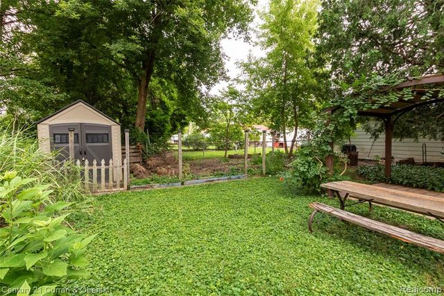 4476 Vassar Street, Dearborn Heights, MI 48125