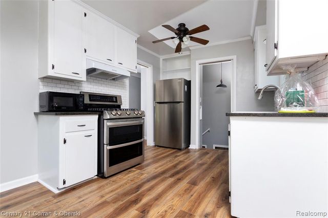 4476 Vassar Street, Dearborn Heights, MI 48125