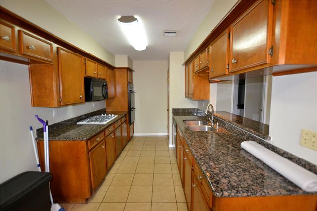 834 Red Rock Canyon Drive, Katy, TX 77450