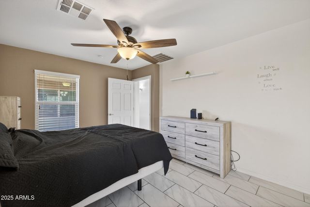 129 W IAN Drive, Phoenix, AZ 85041