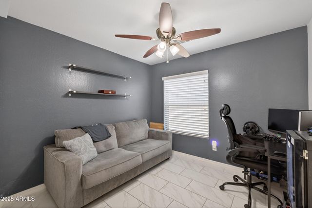 129 W IAN Drive, Phoenix, AZ 85041