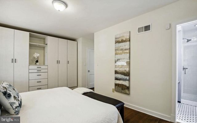 1770 HOBART ST NW, Washington, DC 20009